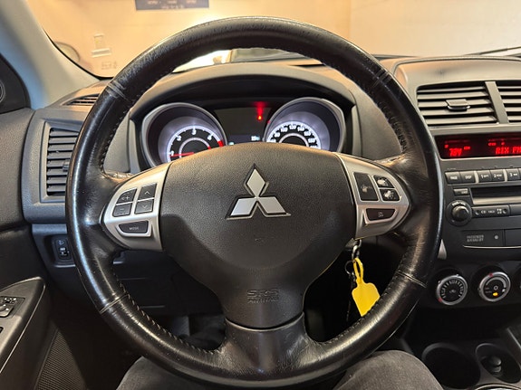 Mitsubishi ASX 17 of 30