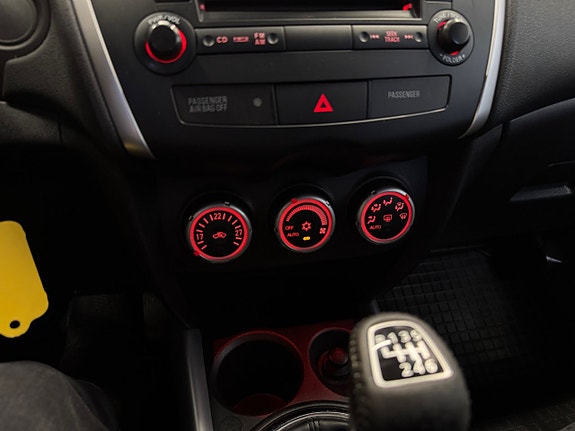 Mitsubishi ASX 19 of 30