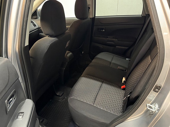 Mitsubishi ASX 28 of 30