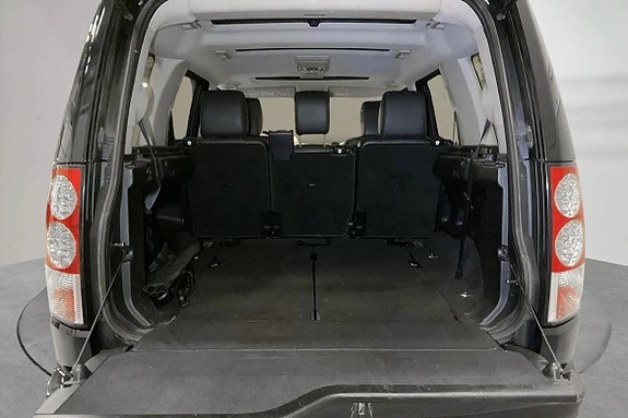 Land Rover Discovery 4 5 of 9