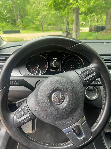 Volkswagen Passat 6 of 8