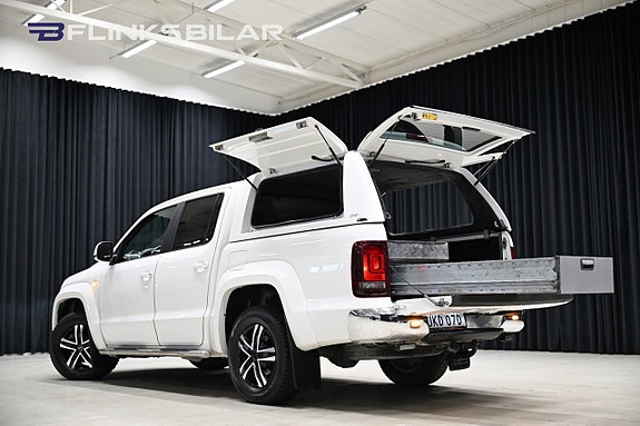 Volkswagen Amarok 8 of 30