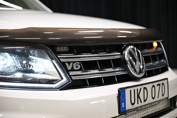 Volkswagen Amarok 21 of 30