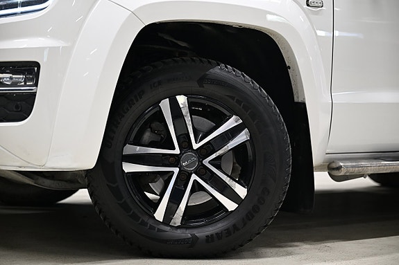 Volkswagen Amarok 4 of 30