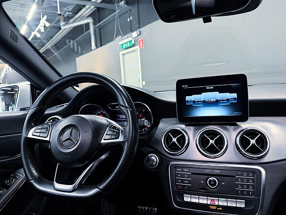 Mercedes-Benz CLA220 d 9 of 16