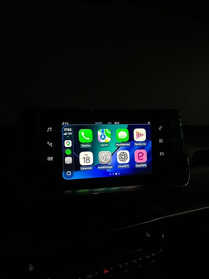Peugeot 2008 16 of 17