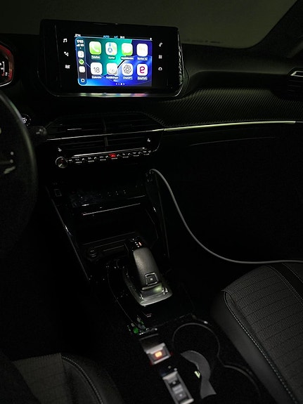 Peugeot 2008 12 of 17