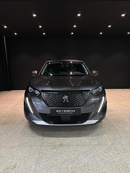 Peugeot 2008 2 of 17