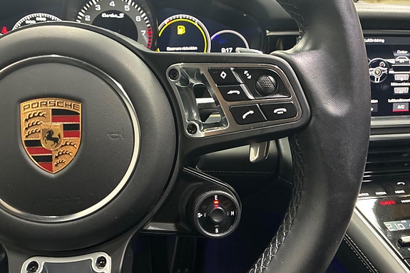 Porsche Panamera Turbo S 24 of 30