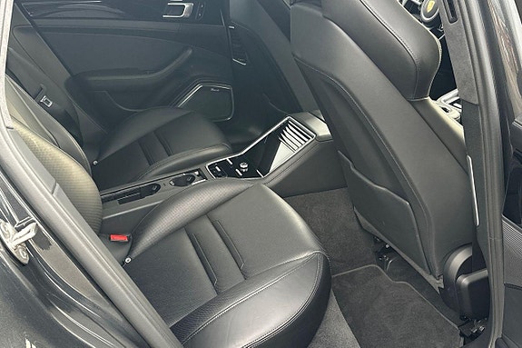 Porsche Panamera Turbo S 15 of 30