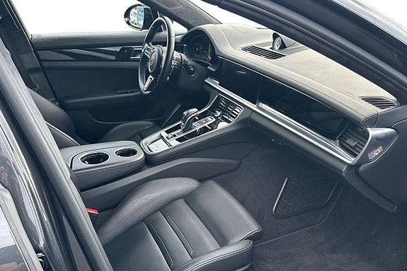 Porsche Panamera Turbo S 14 of 30