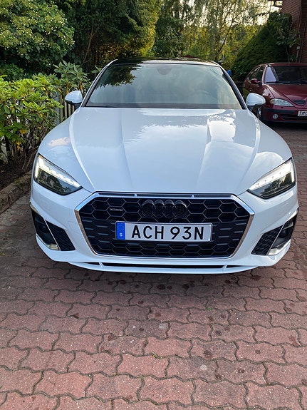 Audi A5 2 of 16