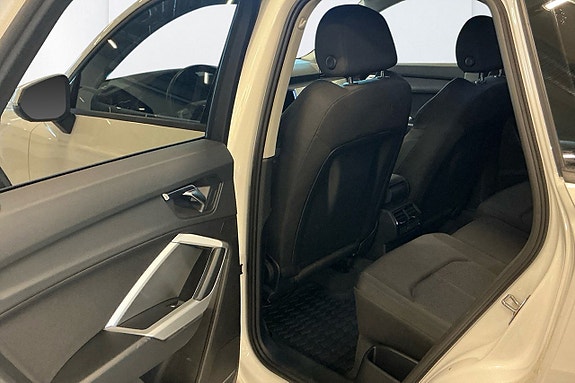 Audi Q3 7 of 10