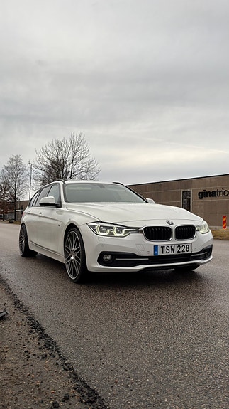 BMW 318d 4 of 8