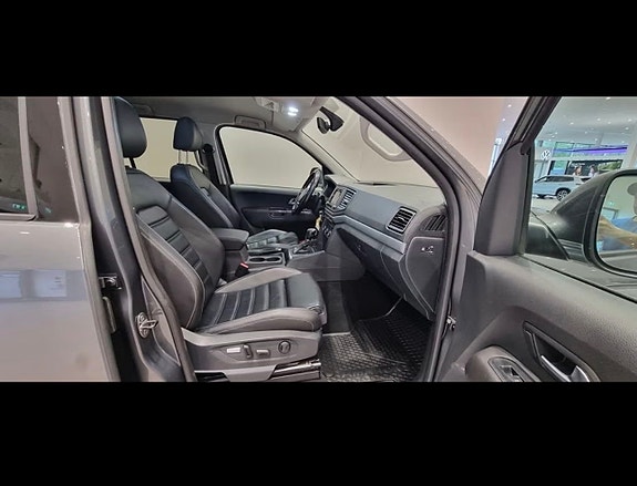 Volkswagen Amarok 4 of 6