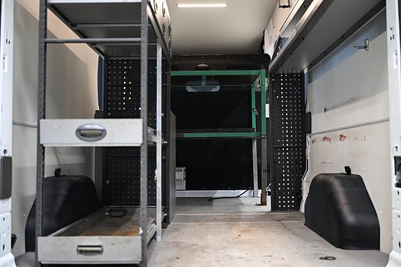 Ford Transit 8 of 30