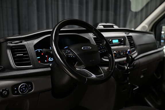 Ford Transit 18 of 30