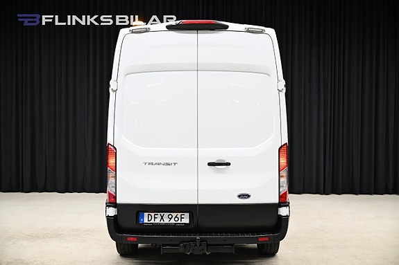 Ford Transit 13 of 30