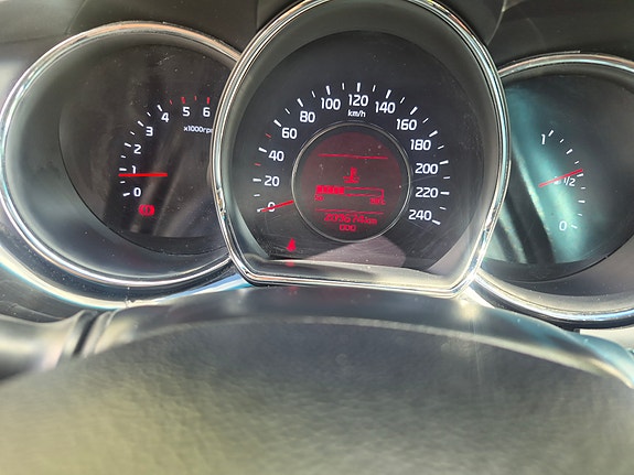 Kia Ceed 8 of 14