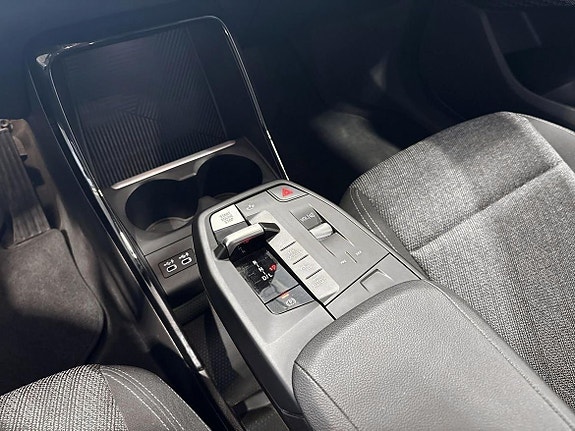 BMW 230e 17 of 18