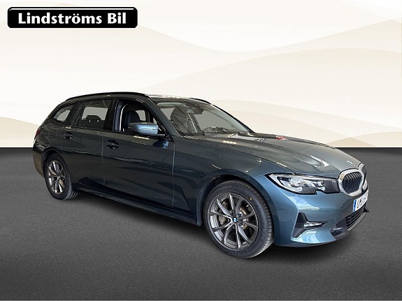BMW 330e 3 of 19
