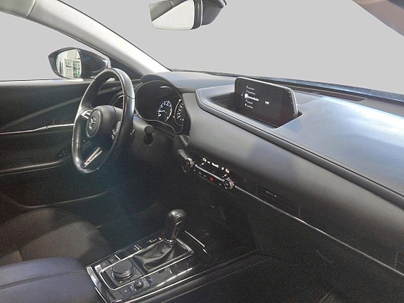 Mazda CX-30 9 of 18