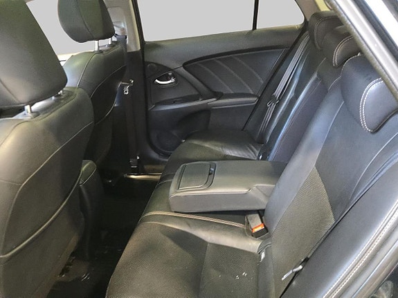 Toyota Avensis 10 of 18