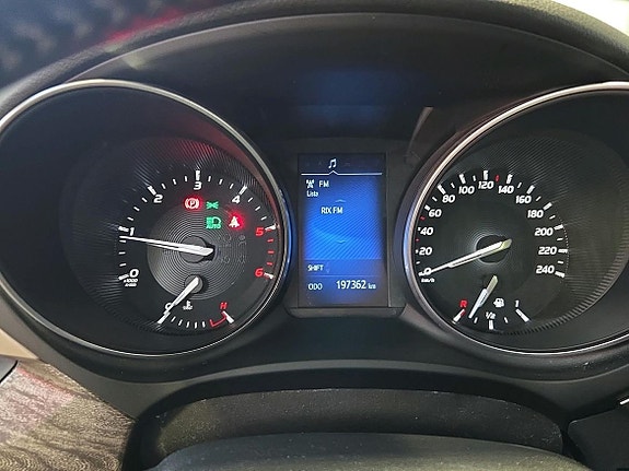 Toyota Avensis 14 of 18