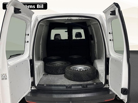 Volkswagen Caddy Maxi 12 of 18