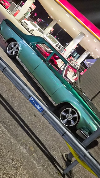 Chrysler Newport 3 of 9