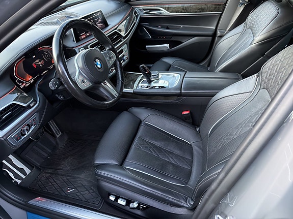 BMW 750Ld 9 of 19