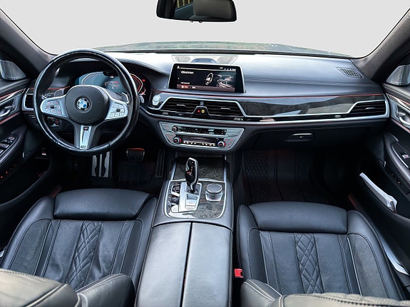 BMW 750Ld 10 of 19