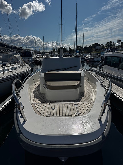 Nimbus T9 / Tender 9 – Mercury Verado 300 hk – 2019 – 245 timmar 2 of 12