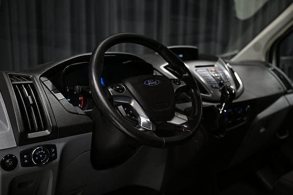 Ford Transit 15 of 29