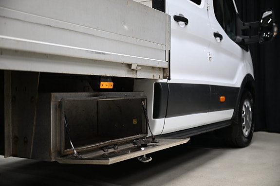 Ford Transit 11 of 29