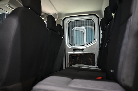 Ford Transit 18 of 29