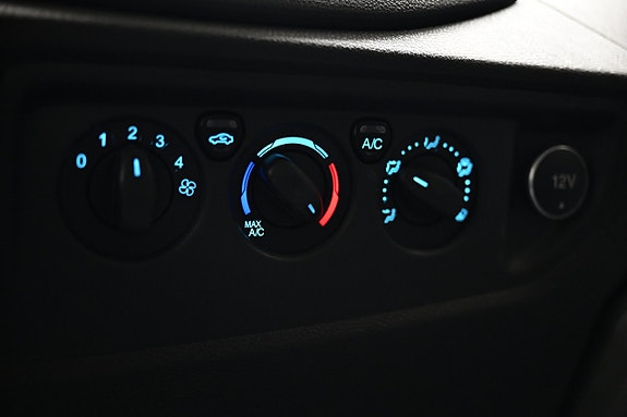 Ford Transit 20 of 29