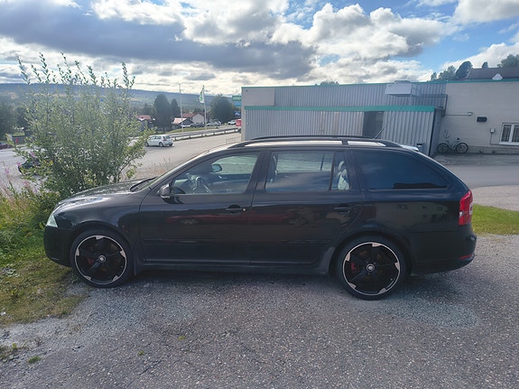 Skoda Octavia RS 2 of 4