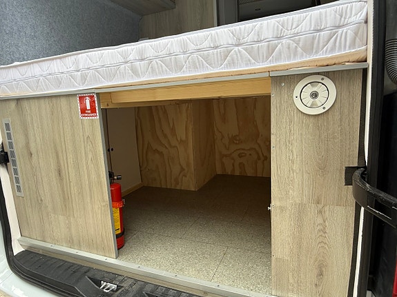 Mercedes-Benz Sprinter 315 16 of 18
