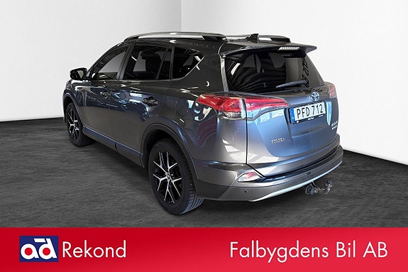Toyota RAV4 4 of 14