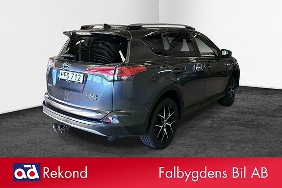 Toyota RAV4 5 of 14