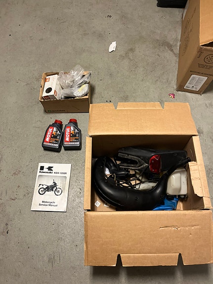 Kawasaki KDX 125 7 of 10