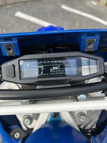 Kawasaki KDX 125 6 of 10