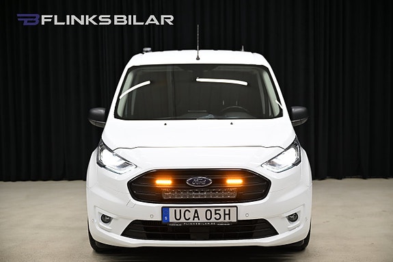 Ford Transit Connect 17 of 30