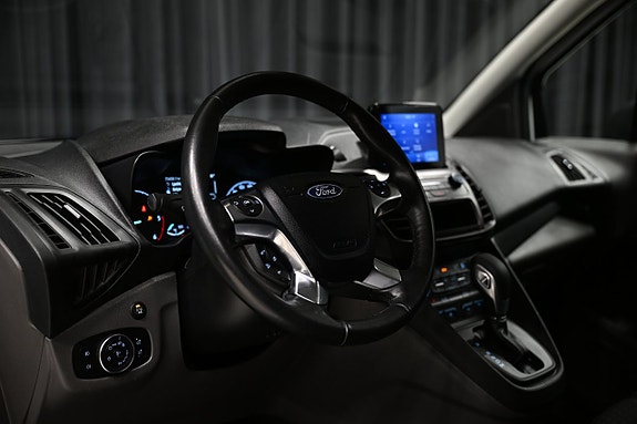 Ford Transit Connect 19 of 30