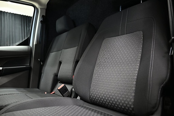 Ford Transit Connect 24 of 30