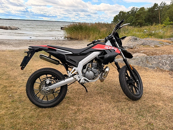 Aprilia Sx50 3 of 7