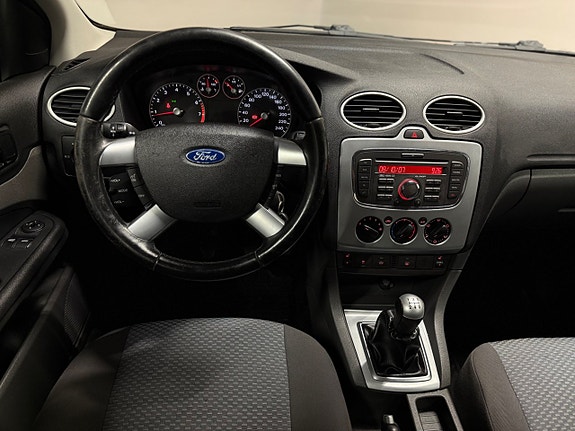 Ford Focus 11 of 15