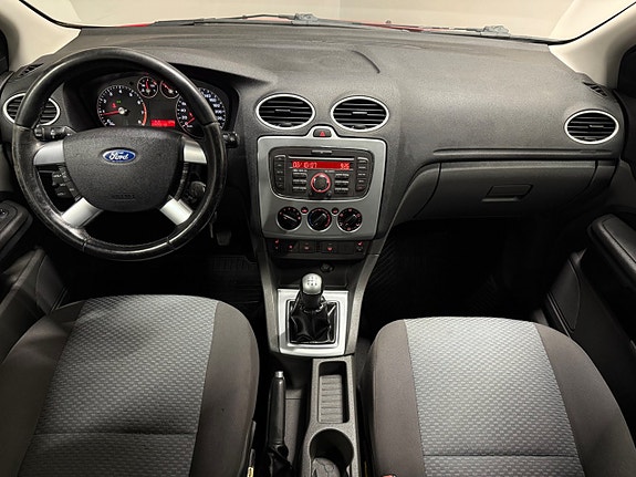 Ford Focus 10 of 15