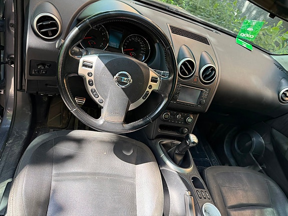 Nissan Qashqai 4 of 5